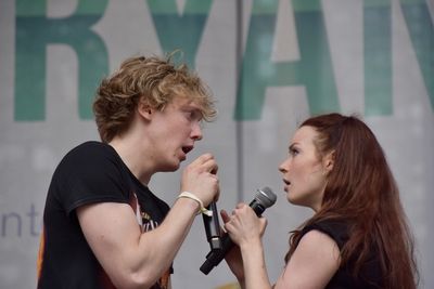 Andrew Polec and Christina Bennington Photo