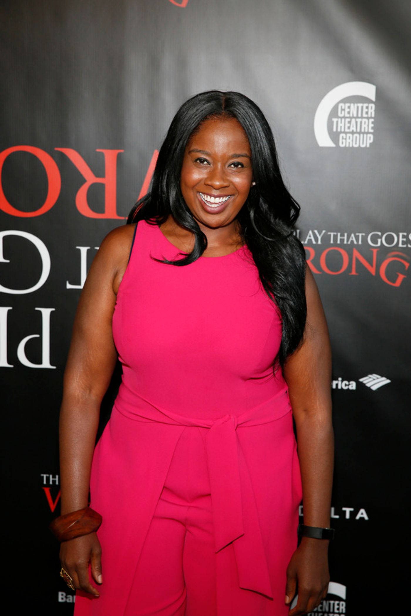 Photo Flash: THE PLAY THAT GOES WRONG Opens At The Ahmanson Theatre  Image