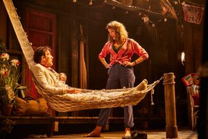 Clive Owen and Anna Gunn Photo