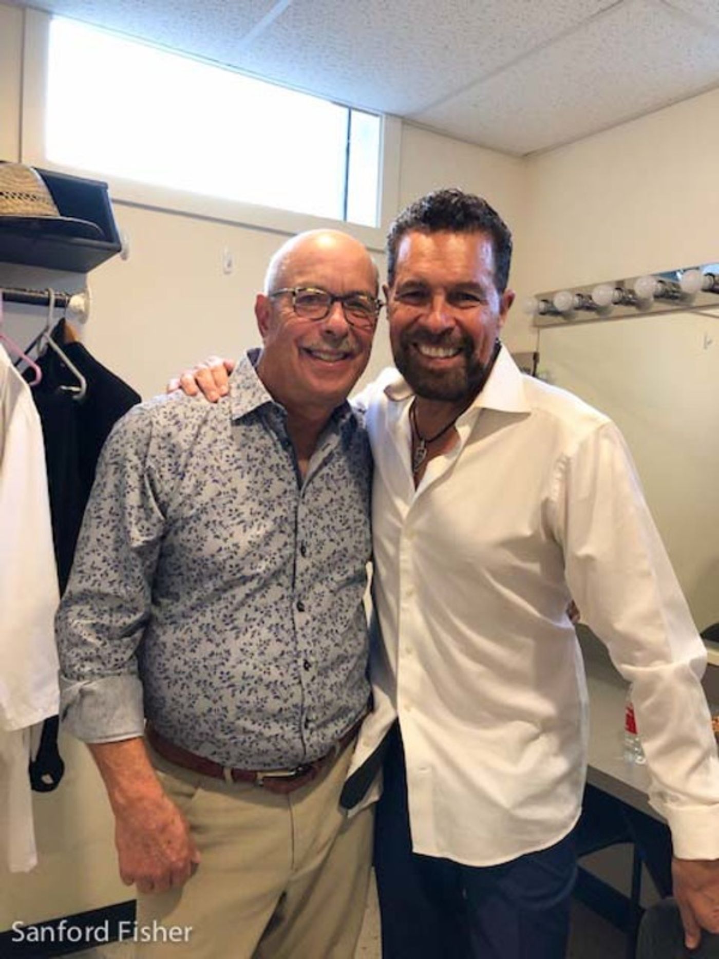 Photo Coverage: Clint Holmes Tributes Nat King Cole at Mr. Finn's Cabaret  Image