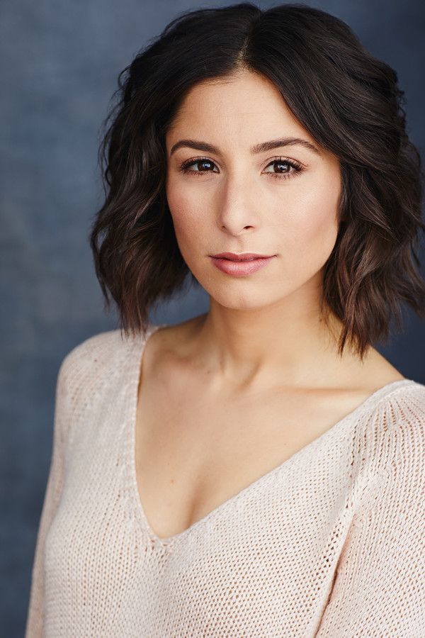 Tara Novie Photo
