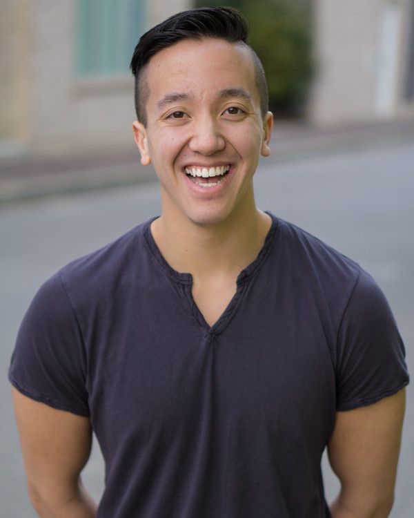Kyle Caress Photo