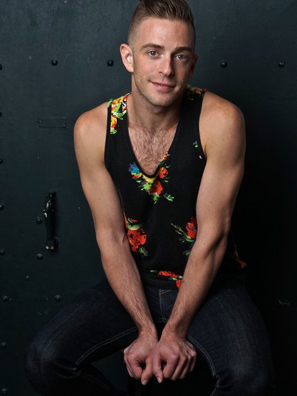 Joshua Blake Carter Photo
