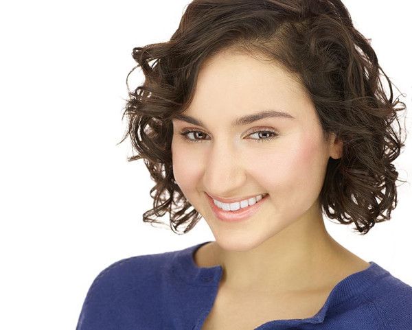 Nora Moutrane Photo