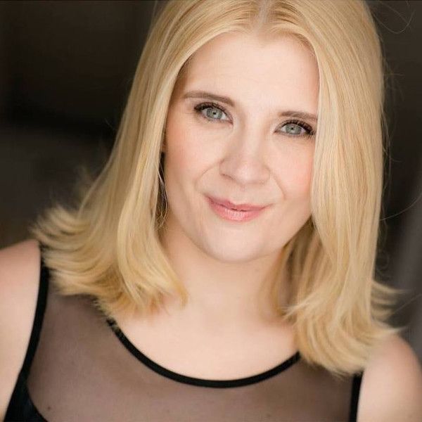 Samantha Stevens Photo
