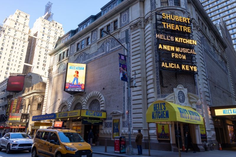 Broadway Theaters: A Complete Guide to All 41 Broadway Theatres Image