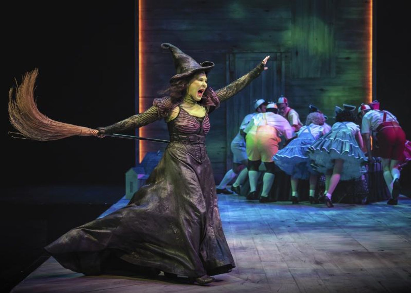 Photo Flash: Chicago Shakes Heads Down The Yellow Brick Road in THE WIZARD OF OZ  Image