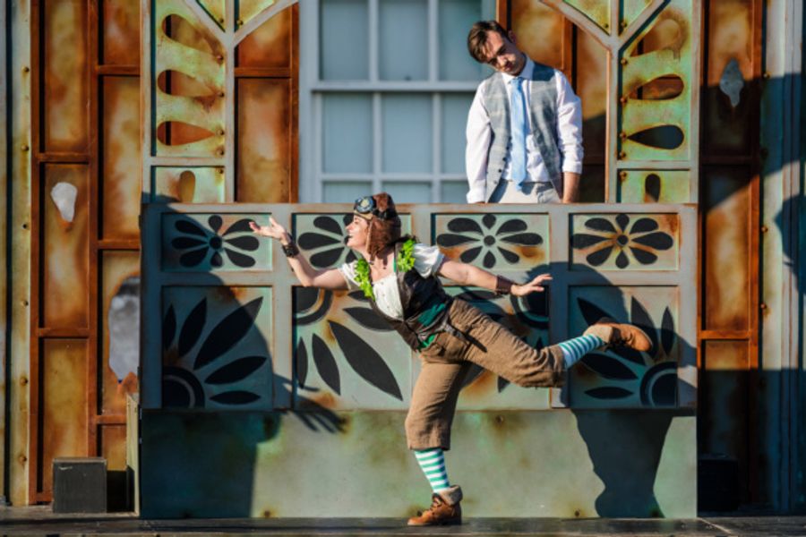 Photo Flash: First Look At Immersion Theatre's Open-Air Tour Of A MIDSUMMER NIGHT'S DREAM Image