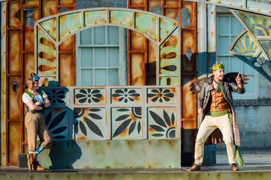 Photo Flash: First Look At Immersion Theatre's Open-Air Tour Of A MIDSUMMER NIGHT'S DREAM Image