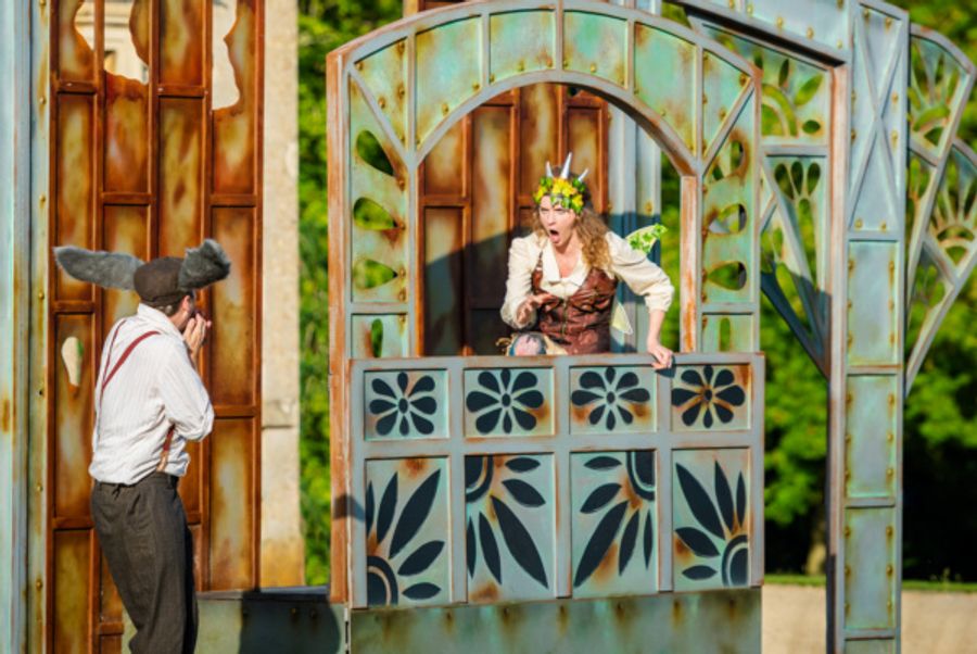 Photo Flash: First Look At Immersion Theatre's Open-Air Tour Of A MIDSUMMER NIGHT'S DREAM Image