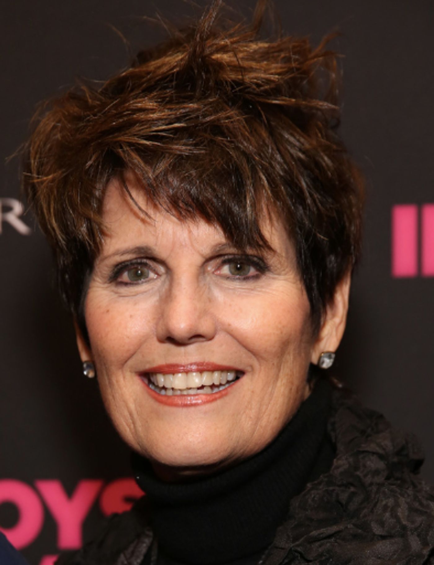 Wake Up With BWW 7/17: WAITRESS Closing, Webber's CINDERELLA Coming to Broadway, and More!  Image