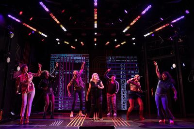 Cast of Broadway Bounty Hunter Photo