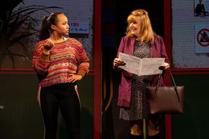 Jasmine Forsberg & Annie Golden Photo