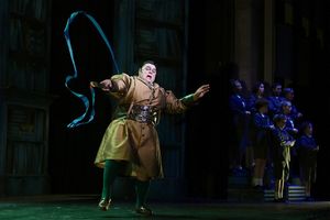 Randall Hickman @ BroadwayWorld Randall Hickman Photo