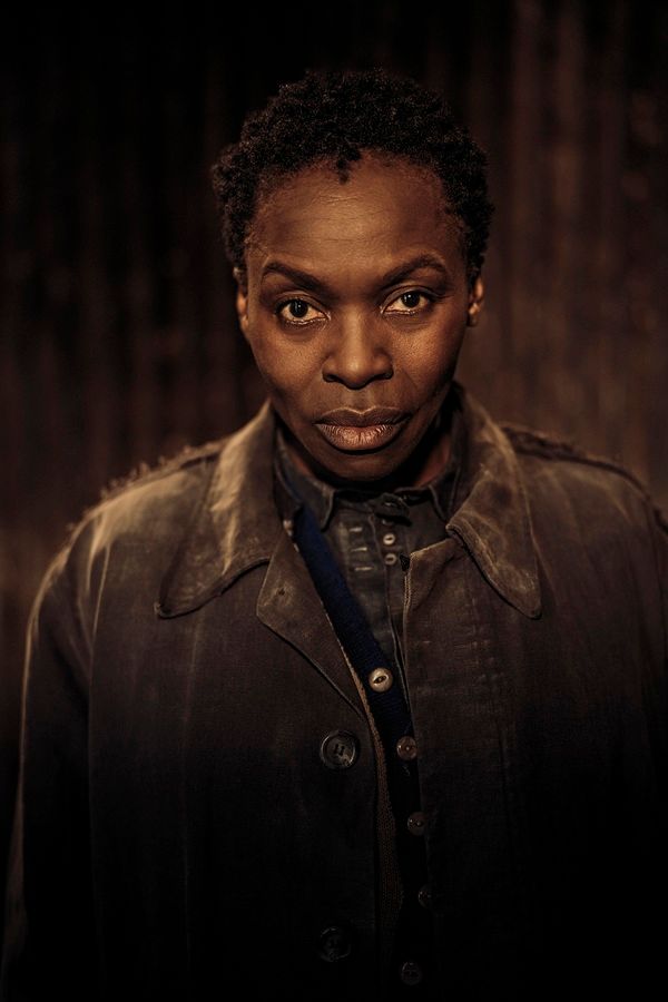 Rhys Ifans, Rakie Ayola Photo