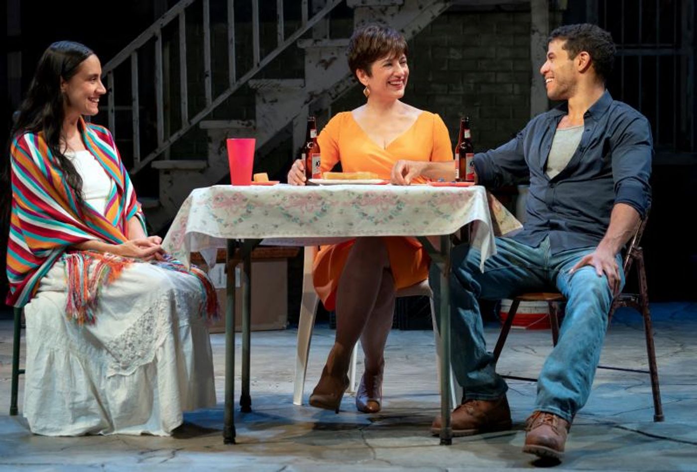 Review: Luis Alfaro's MOJADA Adapts An Ancient Text Into A Contemporary Refugee Story  Image