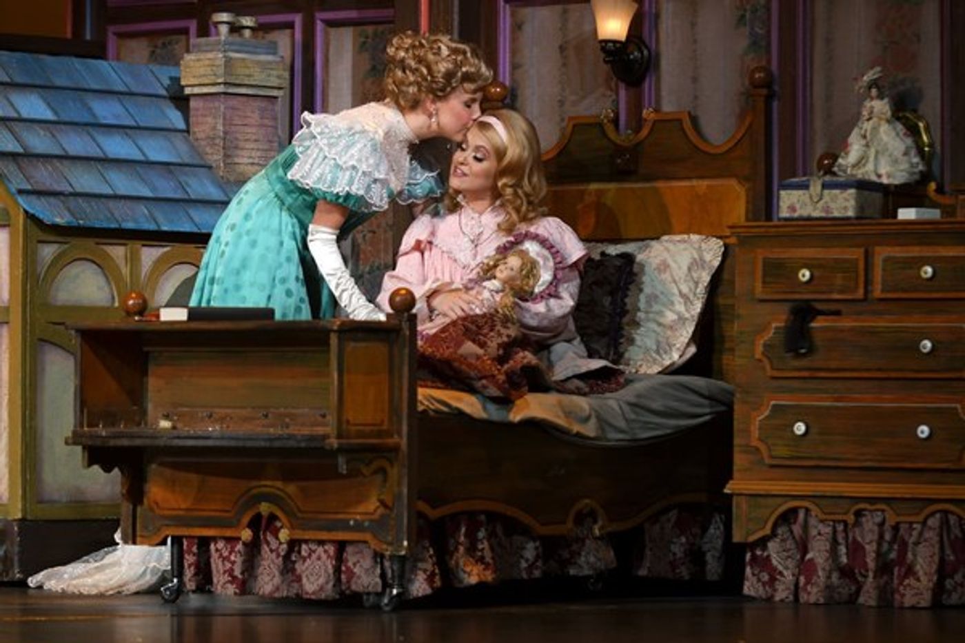 Photo Flash: Jenn Colella Stars In PETER PAN at Pittsburgh CLO  Image