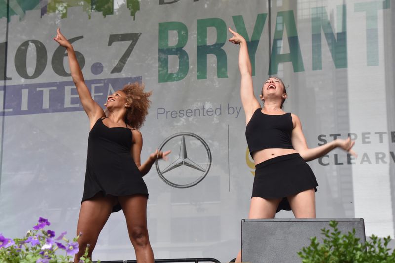Photo Coverage: BEETLEJUICE, WAITRESS, COME FROM AWAY, CHICAGO, & JERSEY BOYS Hit The Stage At BROADWAY AT BRYANT PARK — photo 22 of 58