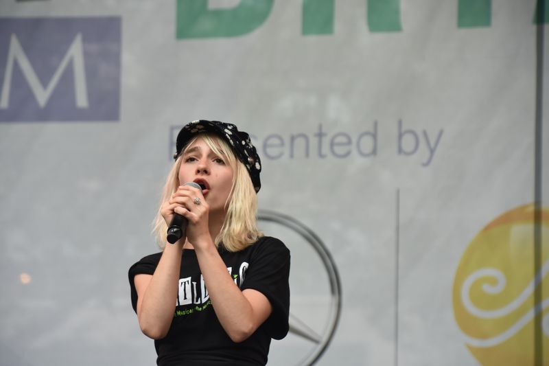 Photo Coverage: BEETLEJUICE, WAITRESS, COME FROM AWAY, CHICAGO, & JERSEY BOYS Hit The Stage At BROADWAY AT BRYANT PARK — photo 27 of 58