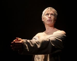 David Barlow @ BroadwayWorld David Barlow Photo