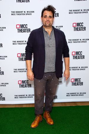 Greg Hildreth @ BroadwayWorld Greg Hildreth Photo