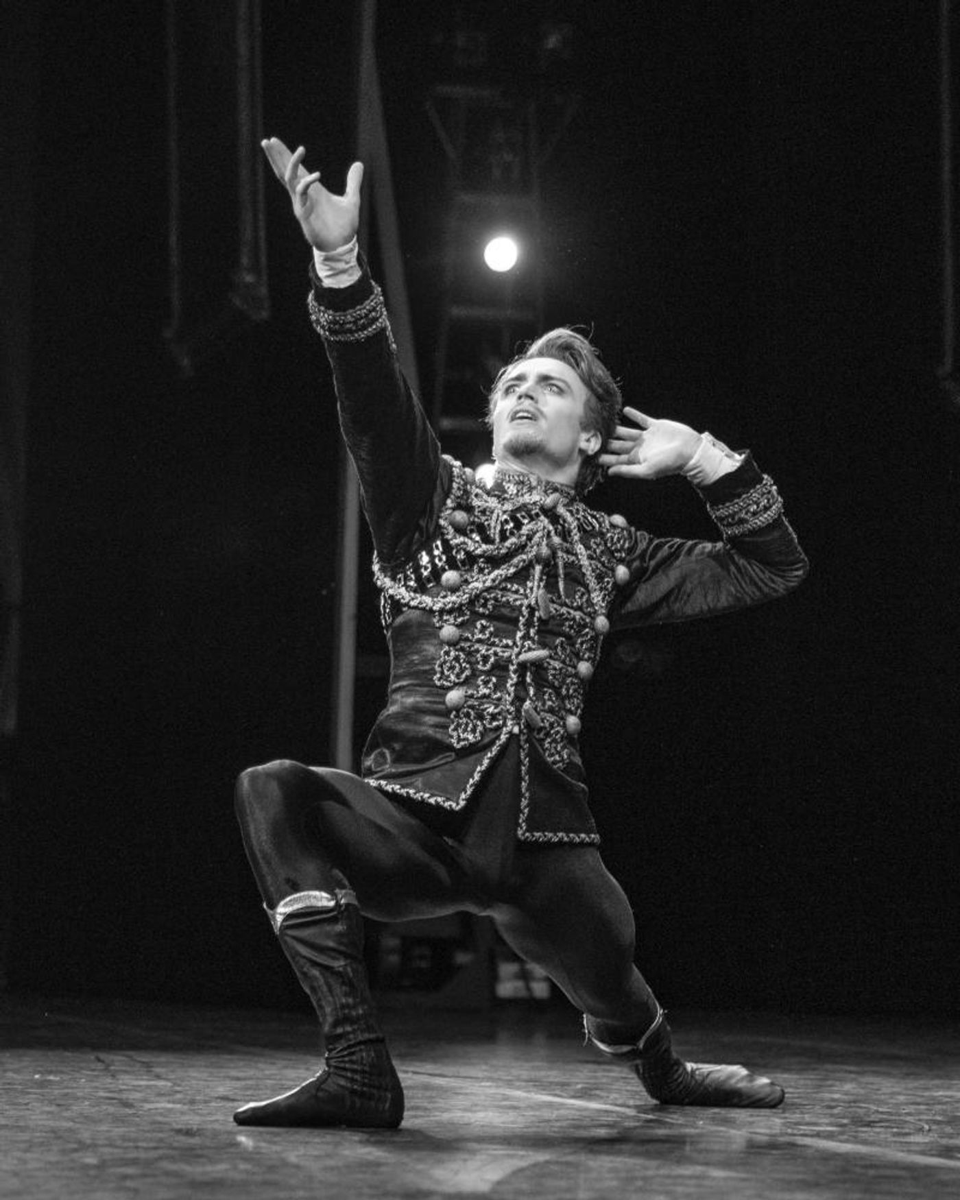 Review: Royal Ballet's MAYERLING is Masterfully Macabre and Magnificently 'Executed' at The Dorothy Chandler Pavilion  Image