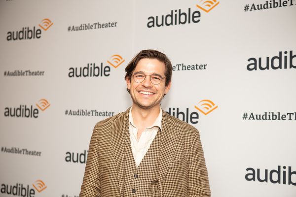 Jason Ralph Photo