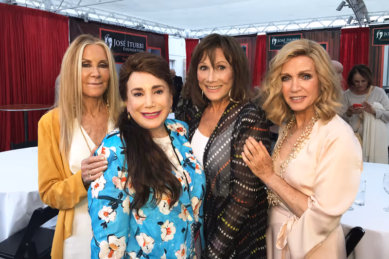 Photo Flash: Award Winners Hollywood Bowl Join The José Iturbi Foundation As They Sponsor 'A Decade of Dudamel'
at the Hollywood Bowl Image
