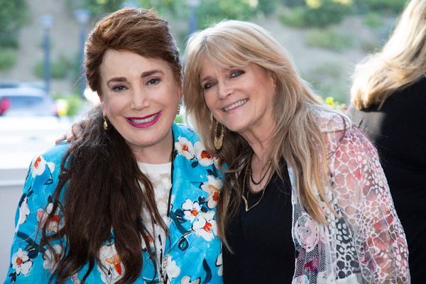 Donelle Dadigan and Susan Olsen Photo