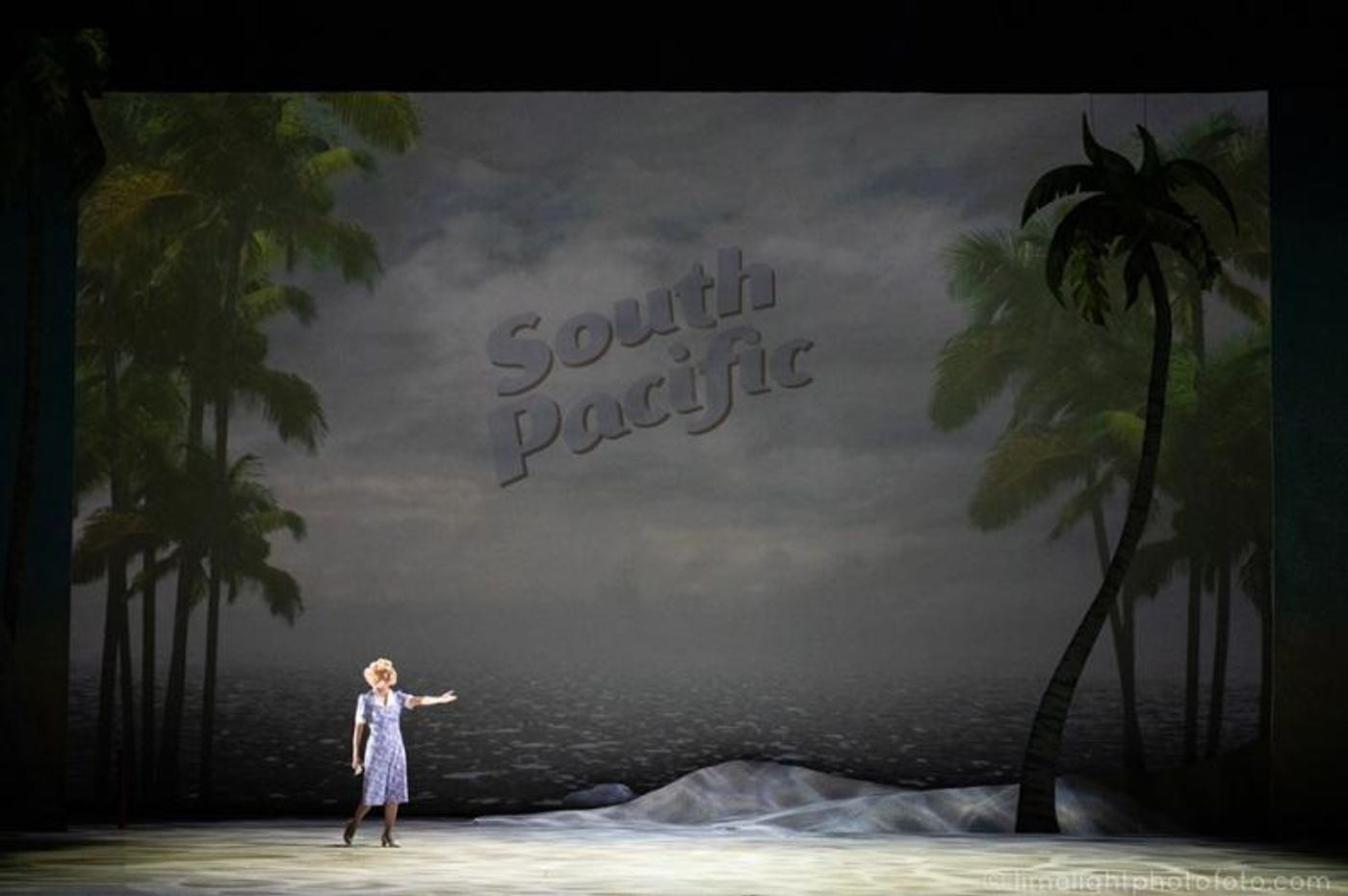 Review: 1940s Nostalgia in the Charming Rendition of SOUTH PACIFIC at Artscape Opera House  Image