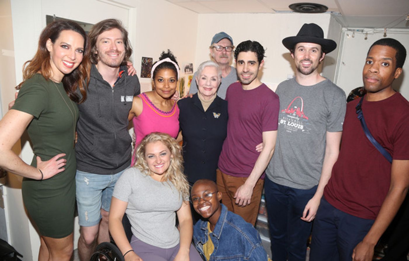 Photo Flash: Shirley Jones Visits OKLAHOMA!  Image