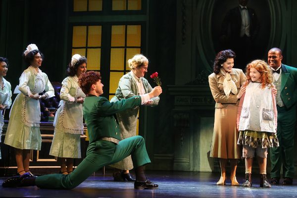 Photo/Video: Get A First Look at Karen Ziemba In ANNIE At NC Theatre — photo 3 of 13