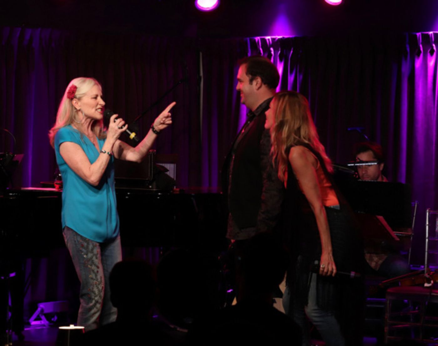 Photo Flash: Elizabeth Ward Land Debuts STILL WITHIN THE SOUND OF MY VOICE: THE SONGS OF LINDA RONSTADT At The Green Room 42  Image