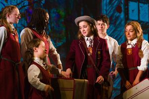 Francesca Mills, Izuka Hoyle, Rebecca Collingwood, Vinnie Heaven & Mirabelle Gremaud @ BroadwayWorld Francesca Mills, Izuka Hoyle, Rebecca Collingwood, Vinnie Heaven & Mirabelle Gremaud Photo