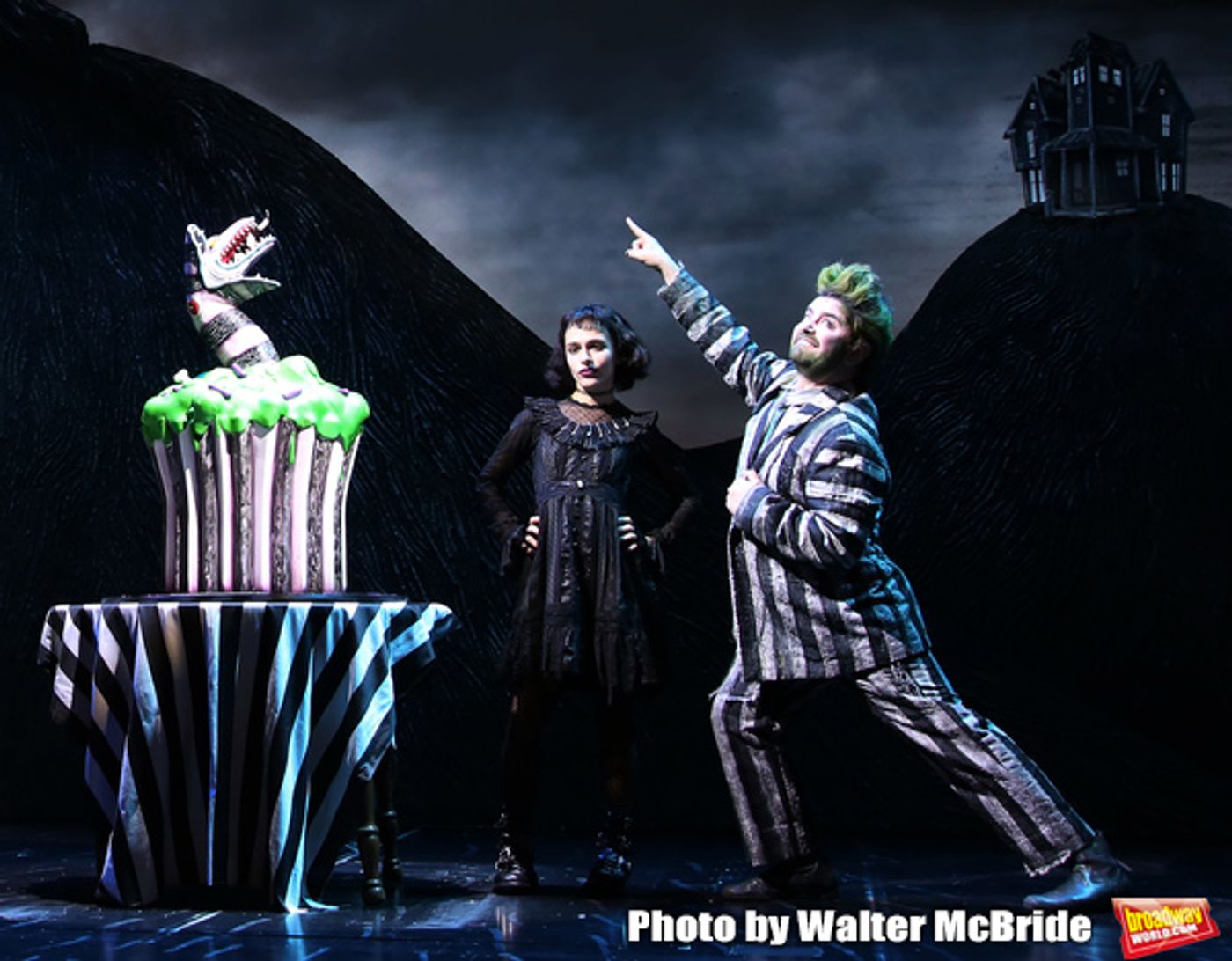 Photo Coverage: BEETLEJUICE Celebrates 100 Performances on Broadway!  Image