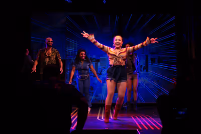 Jasmine Forsberg and the cast of Broadway Bounty Hunter Photo