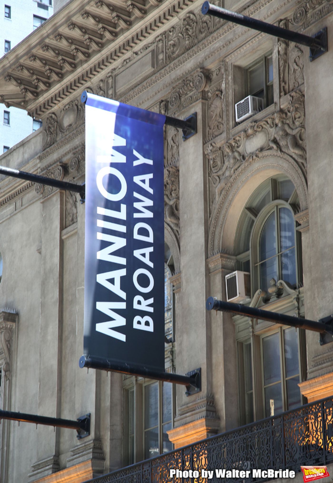 Up On The Marquee: MANILOW BROADWAY  Image