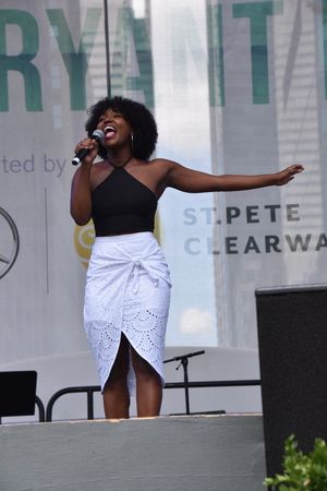 Alyssa Fox @ BroadwayWorld Alyssa Fox Photo