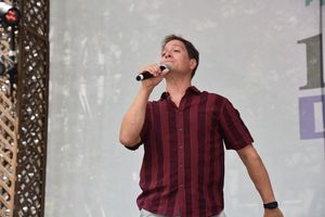 Michael Hollick @ BroadwayWorld Michael Hollick Photo