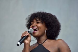 Alyssa Fox @ BroadwayWorld Alyssa Fox Photo