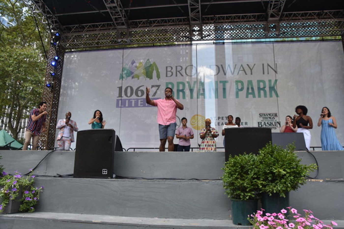 Photo Coverage: Ryann Redmond, Arielle Jacobs, and More Perform at Broadway in Bryant Park  Image