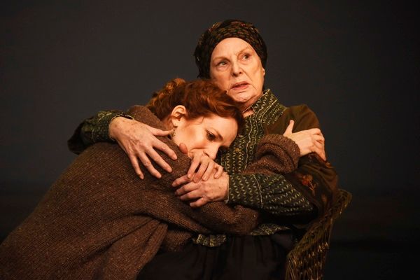 Katherine Parkinson, Ann Mitchell Photo