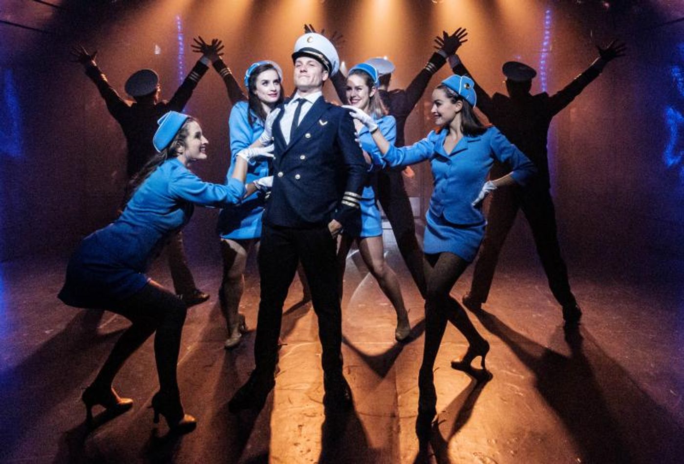 Review: The Musical Adaptation Frank Abagnale Jr's Life Comes To Hayes Theatre With the Wonderfully Vibrant CATCH ME IF YOU CAN.  Image