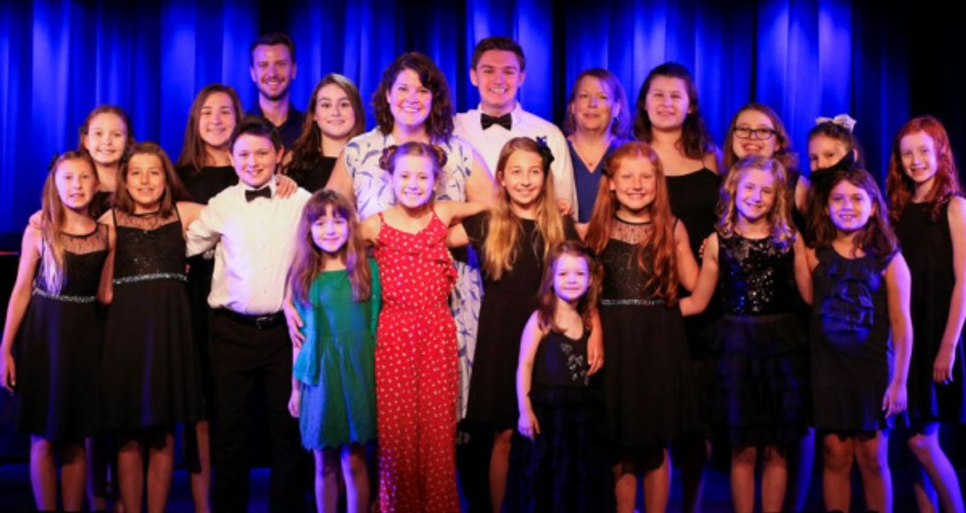 Photo Flash: Lauren Elder, Audrey Bennett, Fiona Quinn Highlight IN THE SPOTLIGHT Cabaret Photo Flash: Lauren Elder, Audrey Bennett, Fiona Quinn Highlight IN THE SPOTLIGHT Cabaret Image