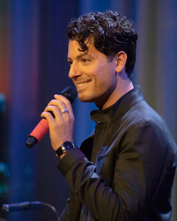 Jonathan Karrant Photo