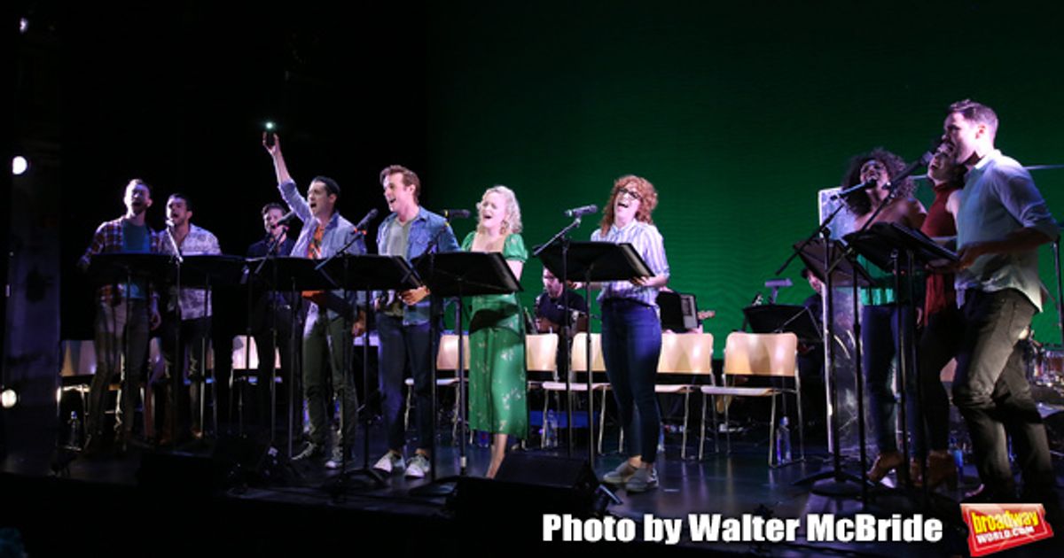 Alex Gibson, Blaine Alden Krauss, Hunter Ryan Herdlicka, Chris Dwan, Zach Adkins, Amanda Jane Cooper, Lindsay Nicole Chambers, Daisy Hobbs, Mary Page Nance and Nicholas Belton at 