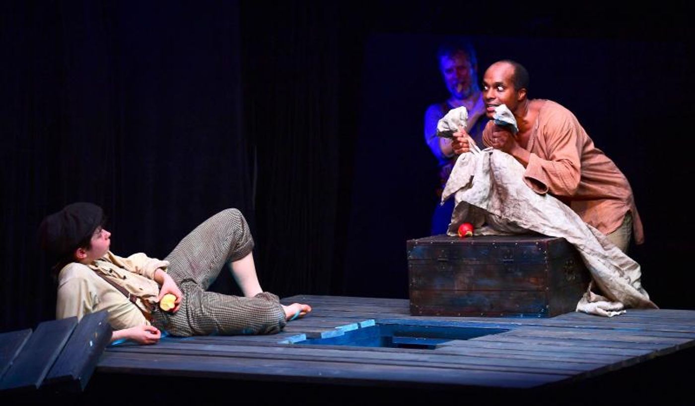 Review: HUCKELBERRY FINN at Théâtre De La Huchette Review: HUCKELBERRY FINN at Théâtre De La Huchette Image