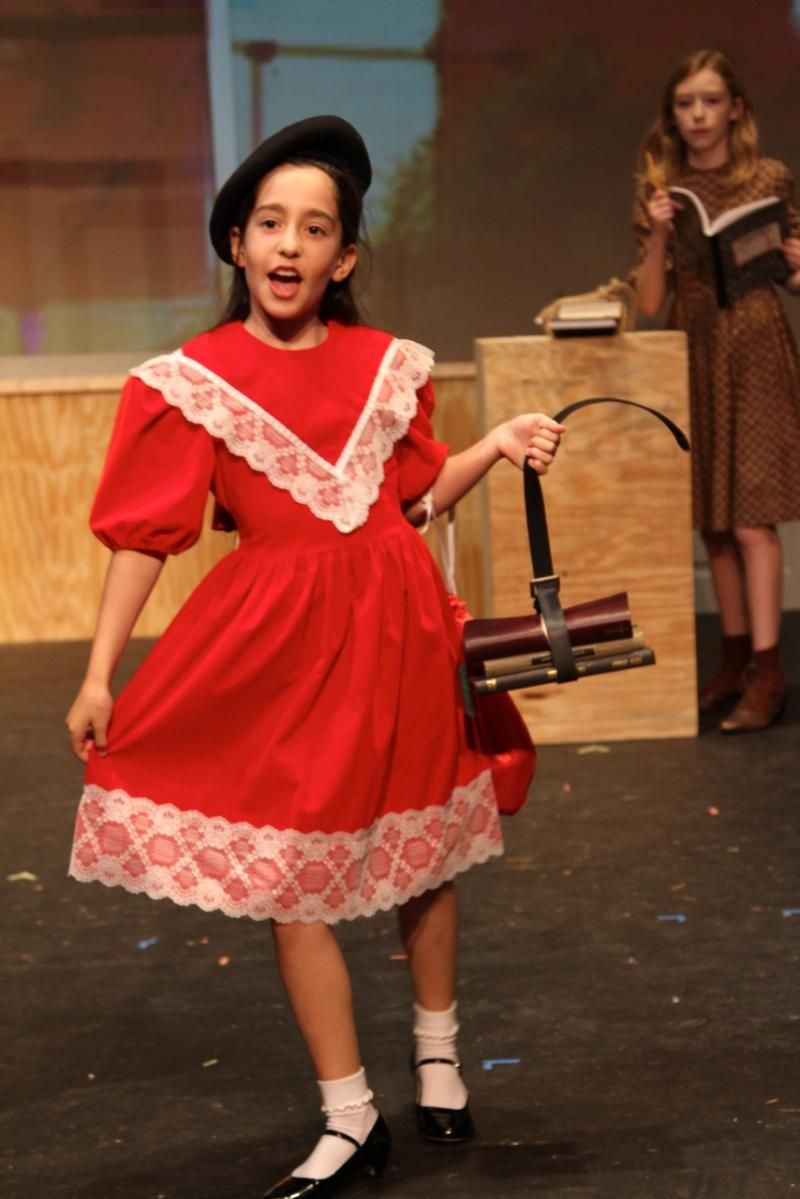 BWW Previews: INNOVOCATIVE THEATRE'S THE HUNDRED DRESSES SHINES LIGHT ON BULLYING at Stageworks Theatre  Image