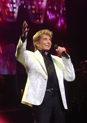 Barry Manilow @ BroadwayWorld Barry Manilow Photo