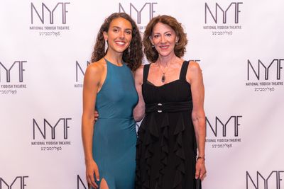 Lexi Rabadi and Lori Wilner Photo